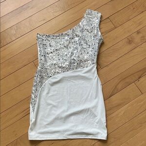 Elegant Sequin One-Shoulder Dress